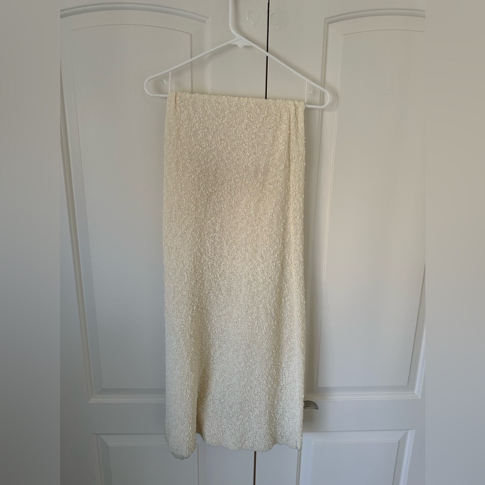 Meshki Cream Maxi Skirt & Knit Top Set - Picture 6 of 12